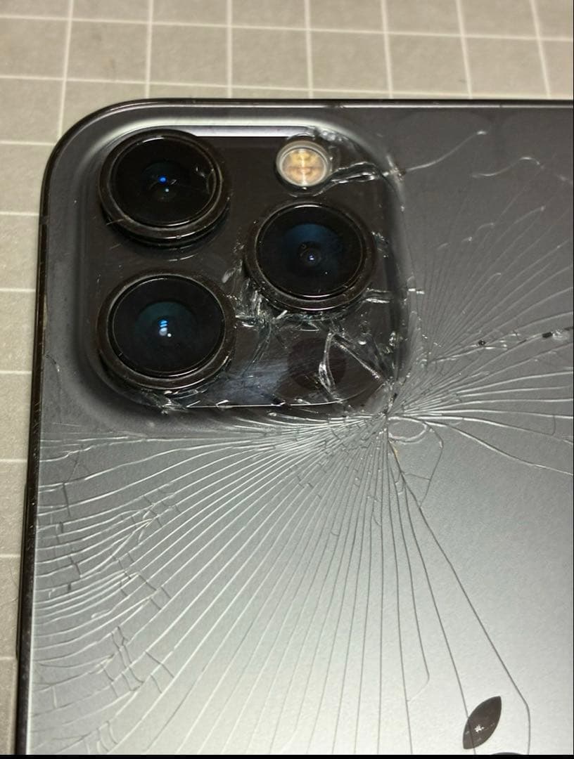 iPhone 12 pro max 128gb背面割れ 【ジャンク】
