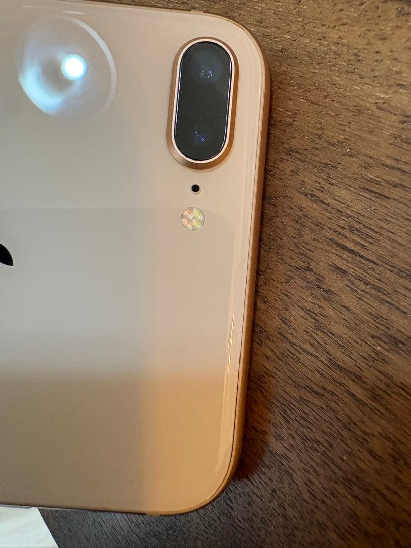 iPhone 8 Plus 64GB SIMフリー