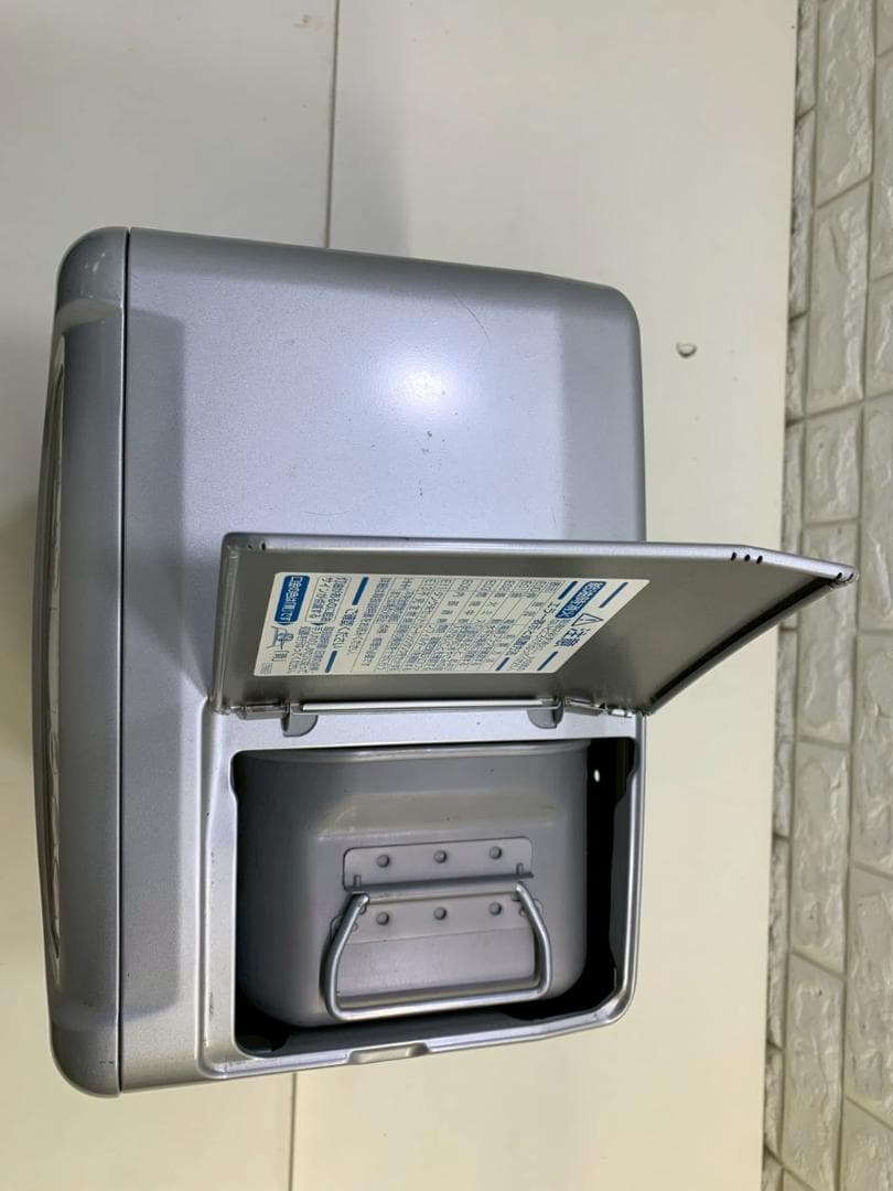 ダイニチ 石油ファンヒーター FW-3216E4