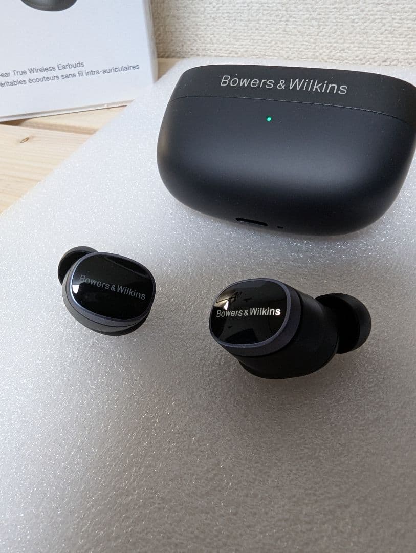 イヤホン Bowers & Wilkins PI8 Anthracite Black