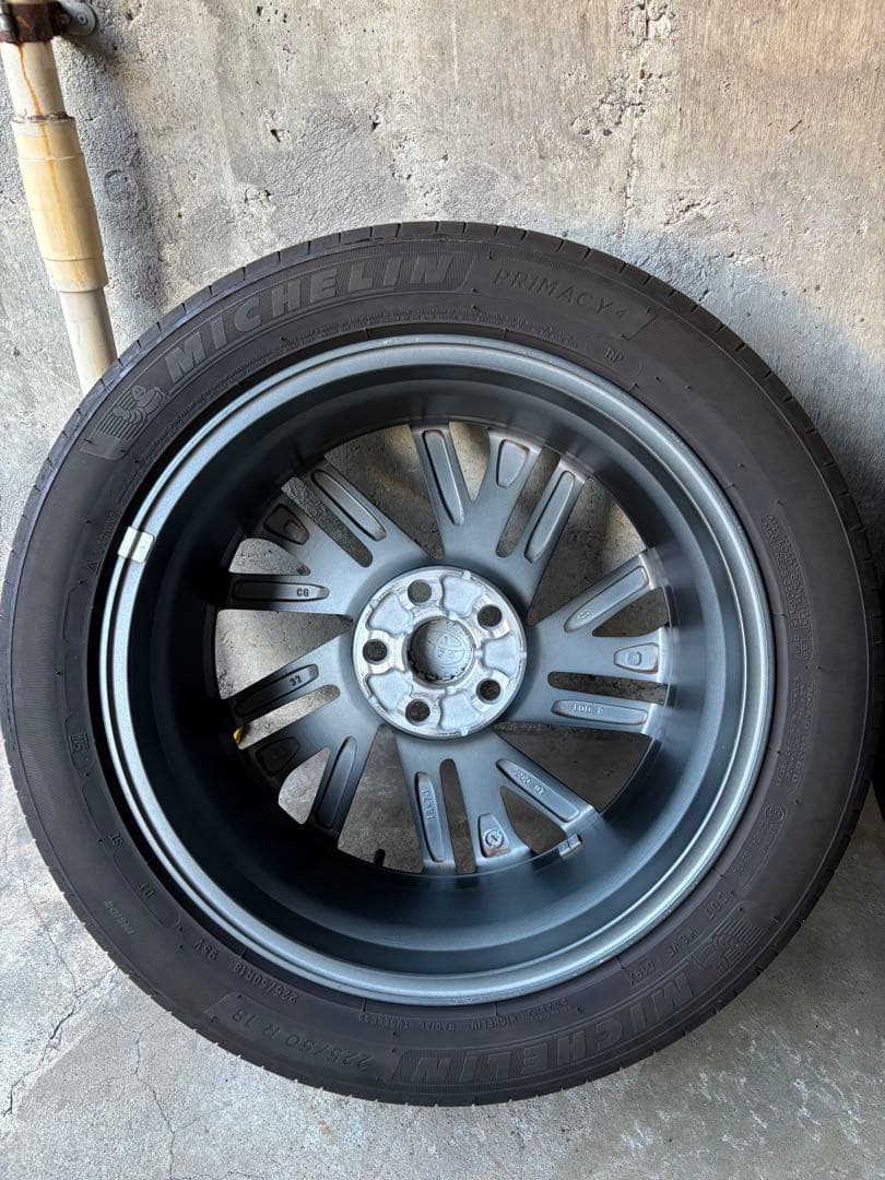 aoki カローラクロス純正ホイールとタイヤのセット 225/50 R18