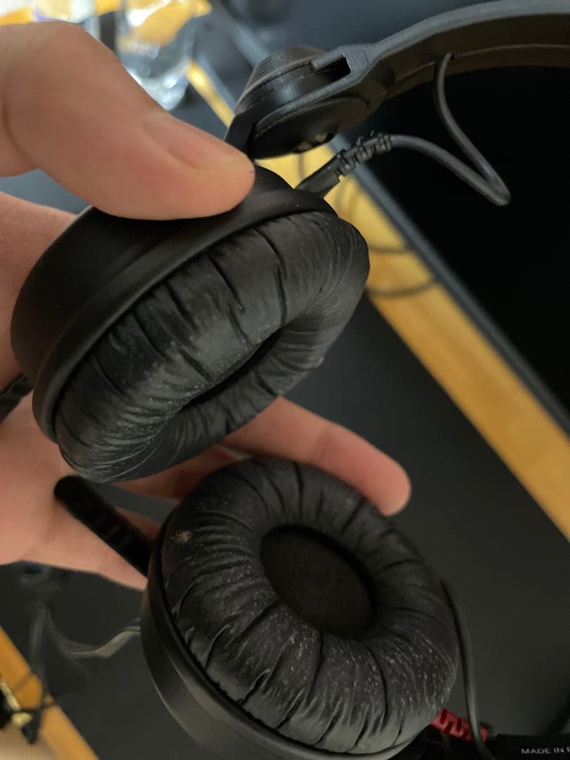 Sennheiser HD 25 ヘッドホン 専用ケース付き