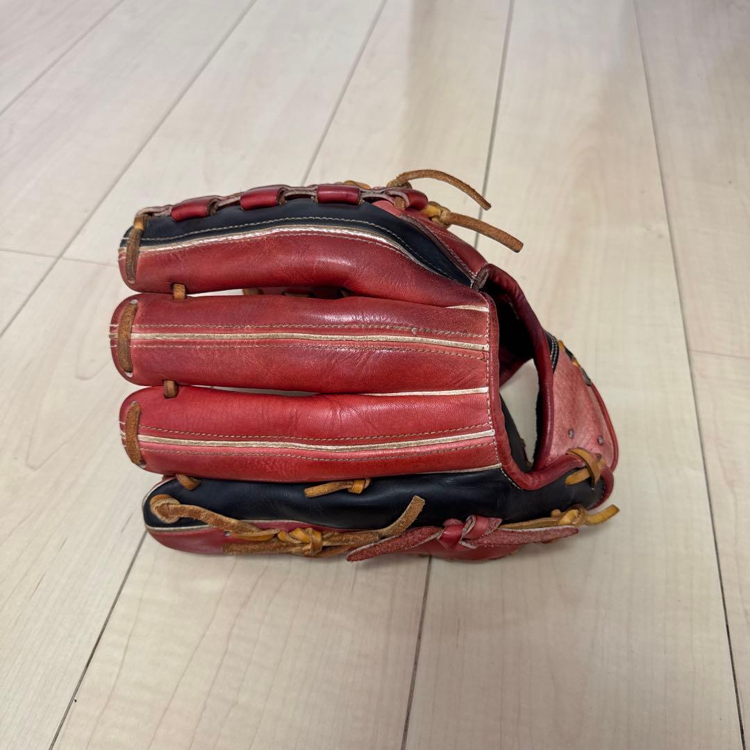 ハイゴールド硬式野球グローブ 赤と黒 レザー