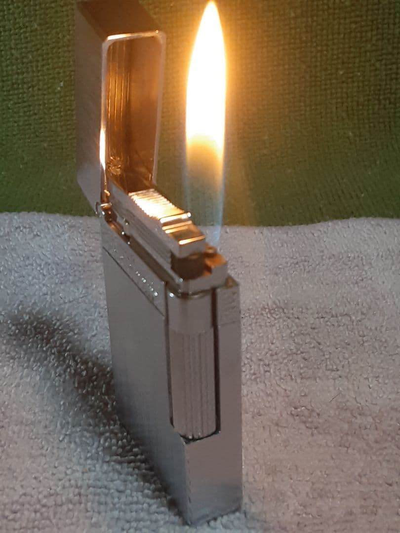 Chapado en Laton ヘアライン、シルバ　Hs1　デュポンの音