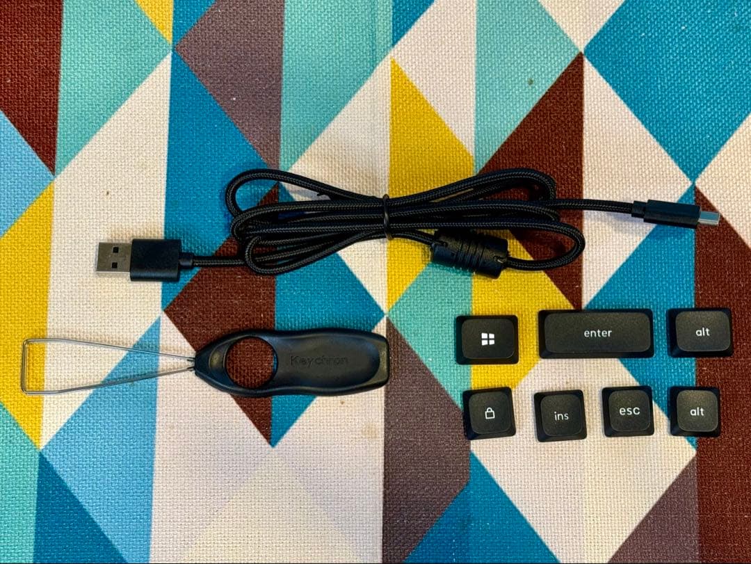 Keychron K11 pro 茶軸 RGBバックライト US配列