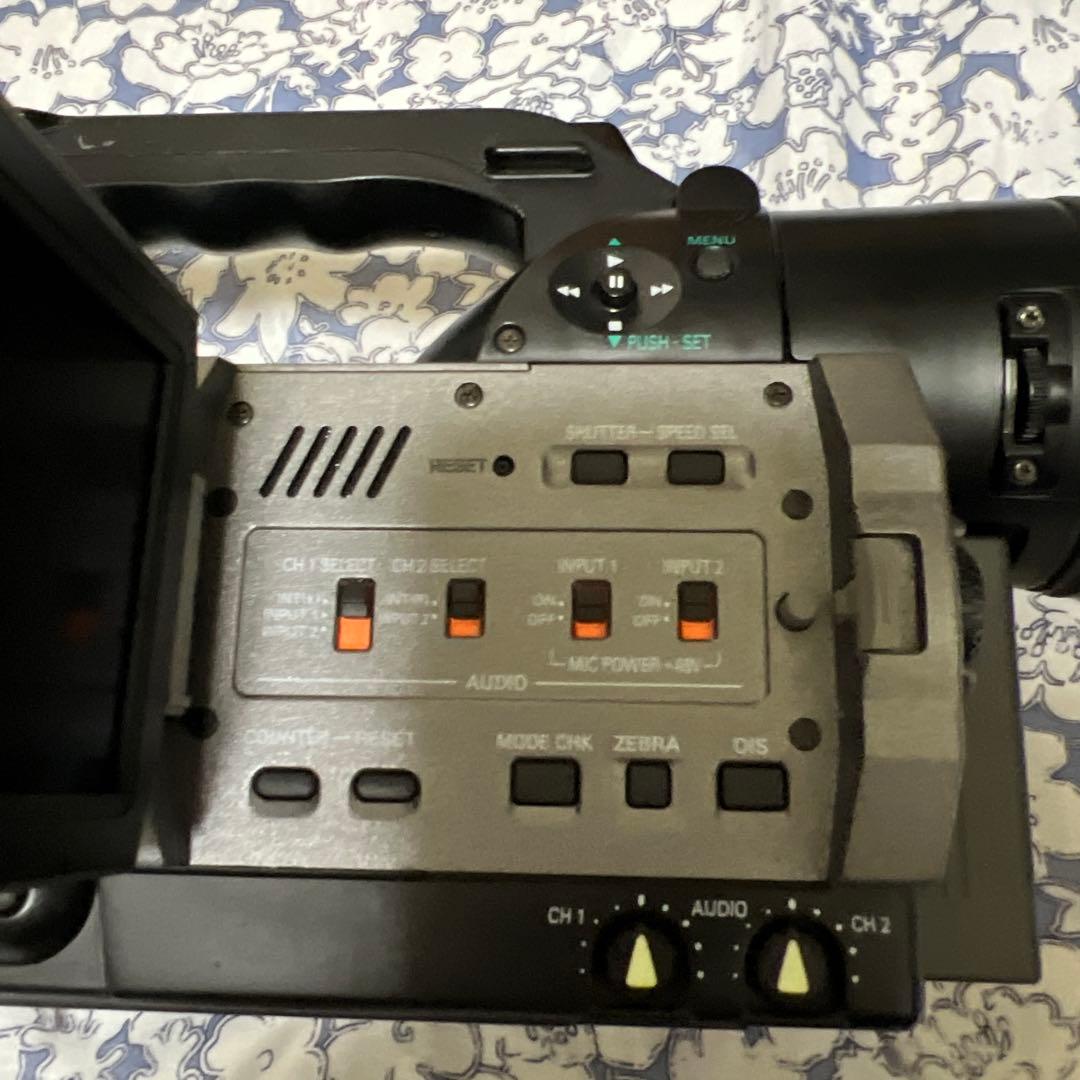 パナソニックmini DVカムレコーダ- AG-DVX100A通電ok ジャンク