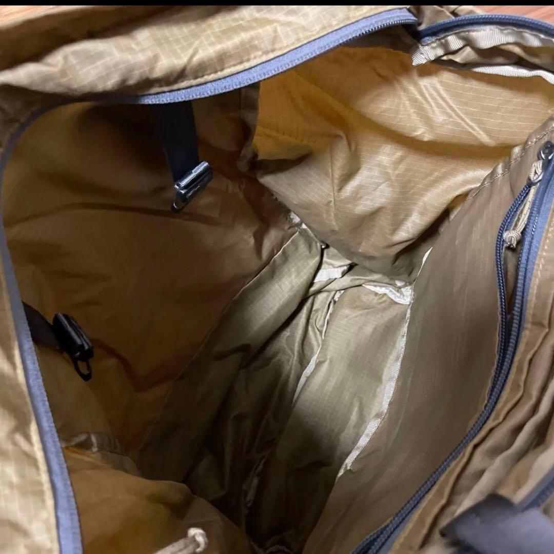 パタゴニア ウルトラライト・ブラックホール・トート・パック ブラウン 27L