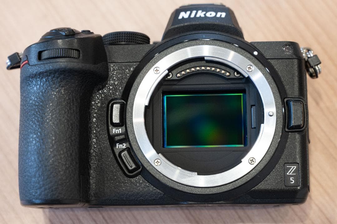 Nikon Z 5 ボディ（本体）＋付属品（レンズなし）