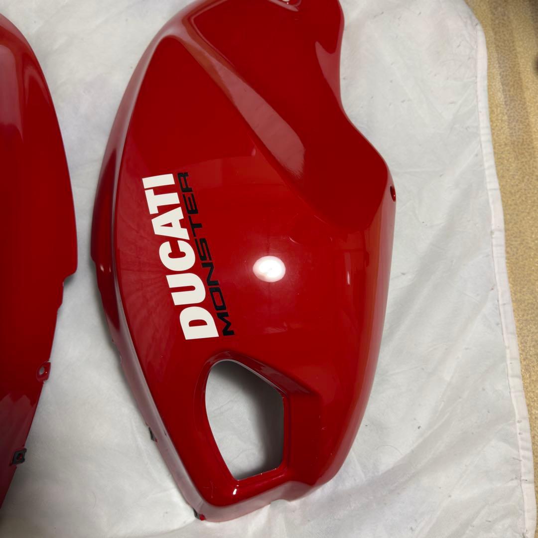 DUCATI MONSTER レッドパーツ 3点セット