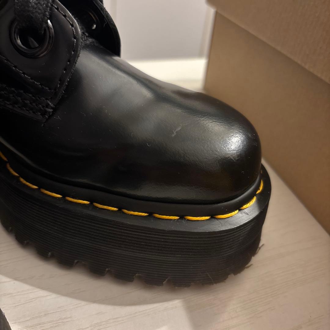 Dr. Martens Molly ブラック ブーツ