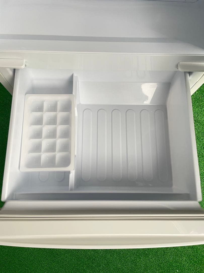 595分解洗浄済み✨ シャープ 左右付け替え可能2ドア冷蔵庫 ホワイトインテリア