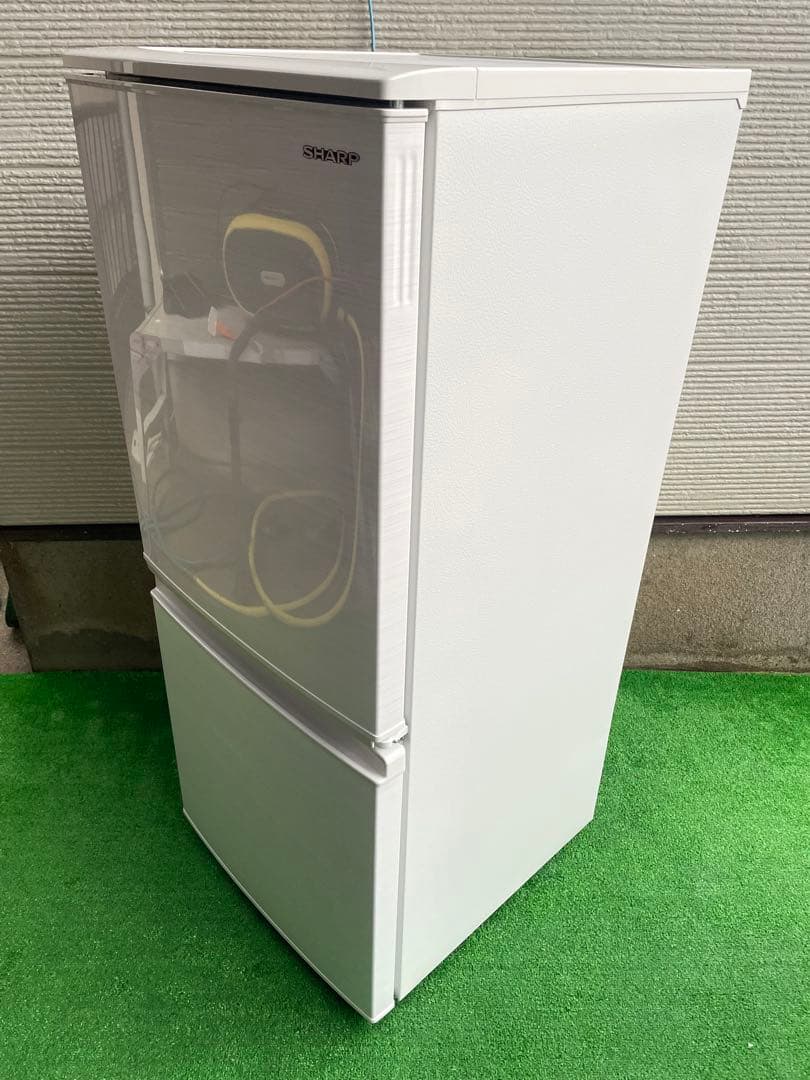 595分解洗浄済み✨ シャープ 左右付け替え可能2ドア冷蔵庫 ホワイトインテリア