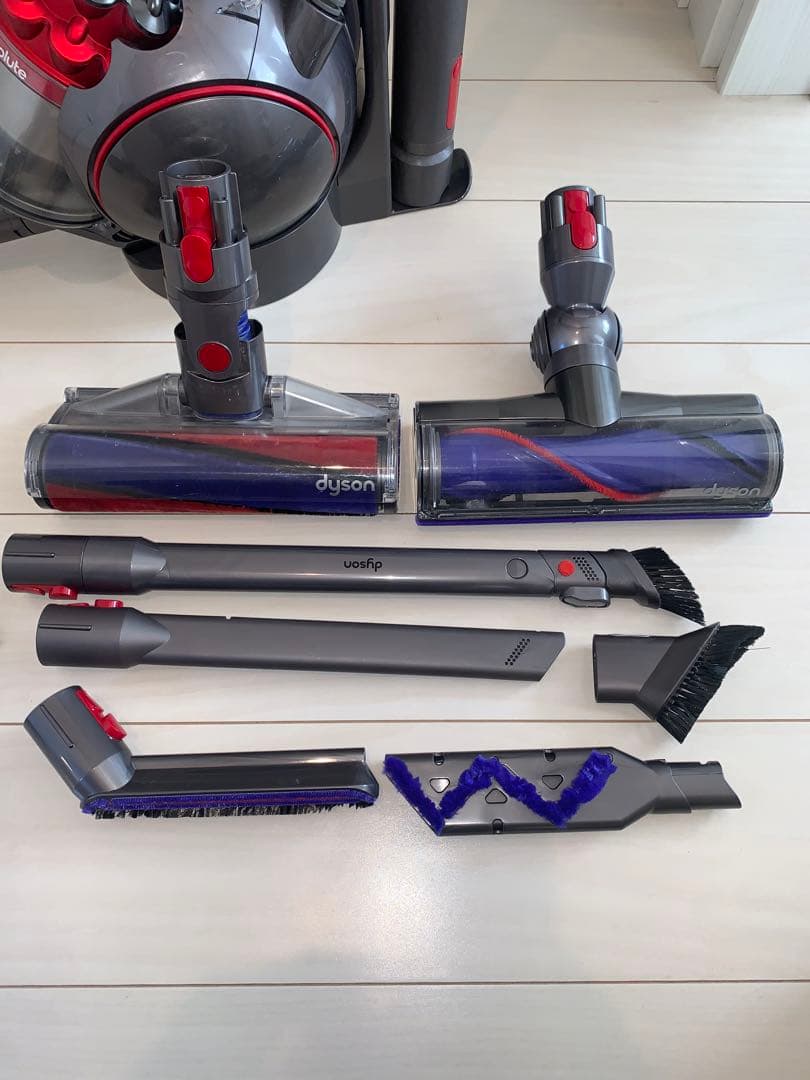 美品　ダイソン 掃除機 CY29 V4デジタルアブソリュート アタッチメント多数