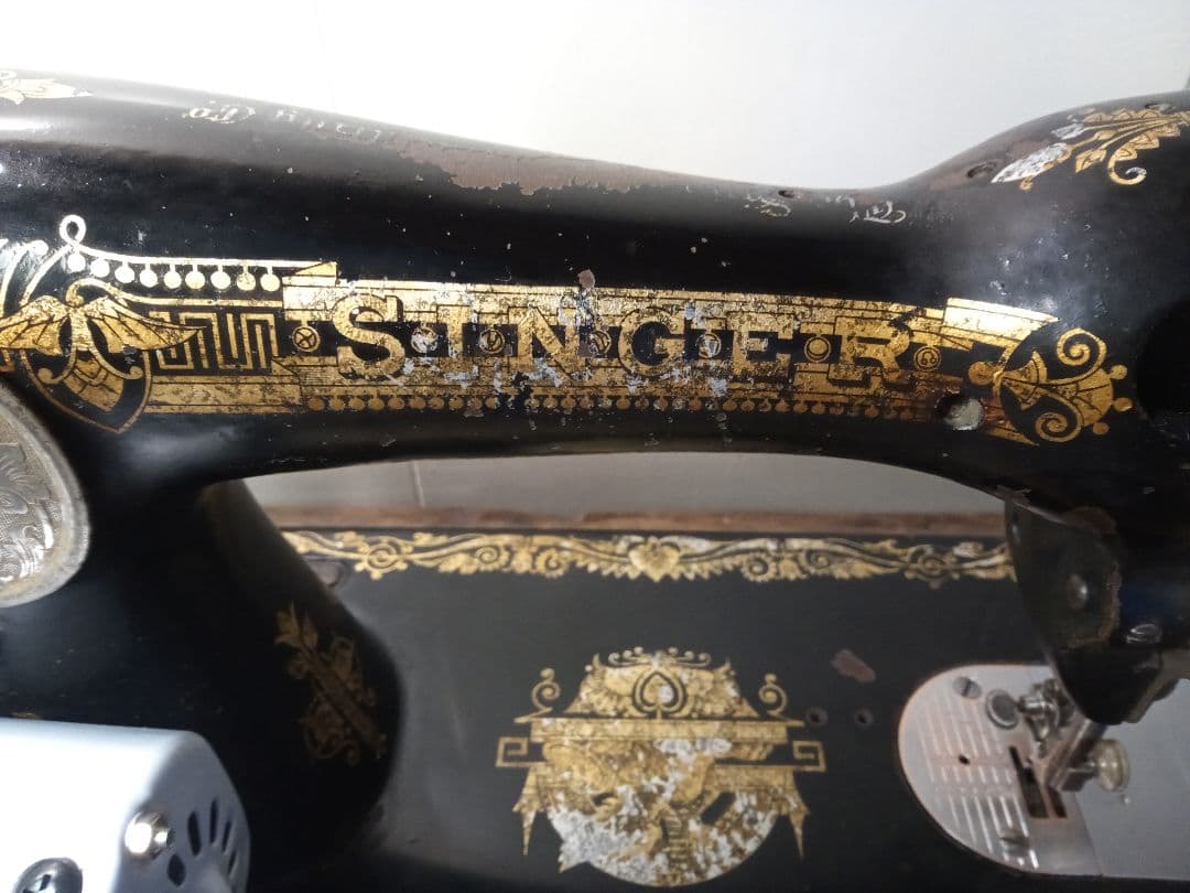 最終超特価　縫うためのアンティークミシン　シンガー　スフインクス　モーター付