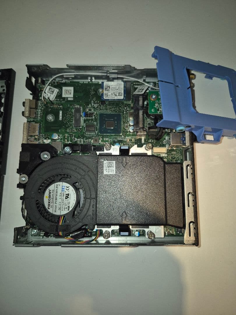 DELL OptiPlex 3070 Micro 9th Core i5　8GB