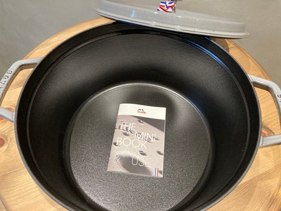 【新品】【送料無料】staubストウブ ピコ ココットラウンド グレー 34cm