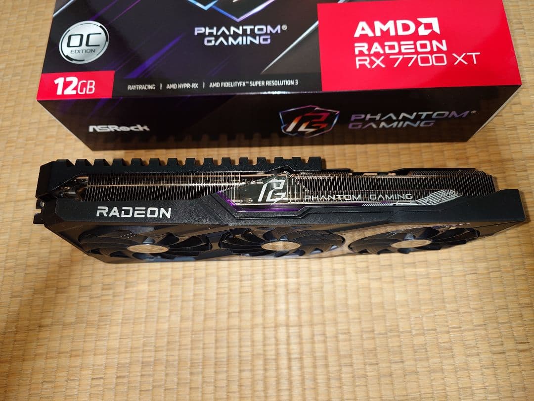 グラフィックボード・グラボ・ビデオカード ASRock RADEON RX 7700 XT Phantom Gaming