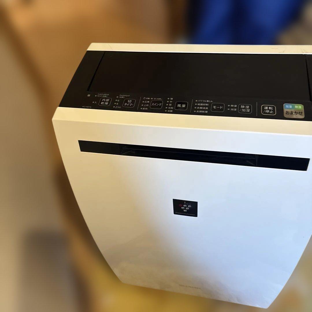 2021年製 除加湿空気清浄機　KC-HD70-W