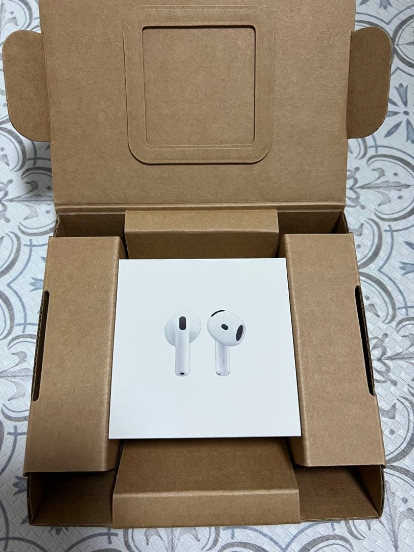 【新品】Apple AirPods 第4世代