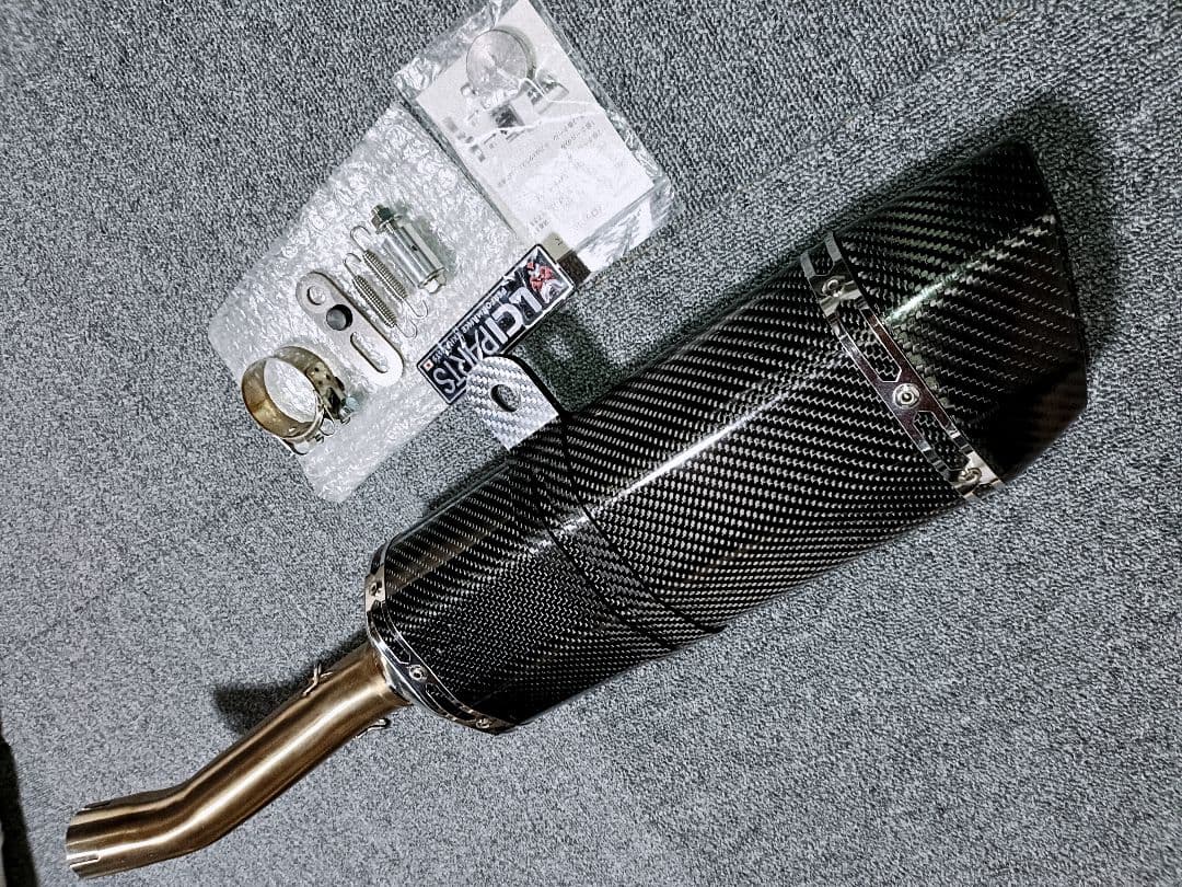 美品 LCI CBR400R X NC56 カーボンマフラー 定価46,200円
