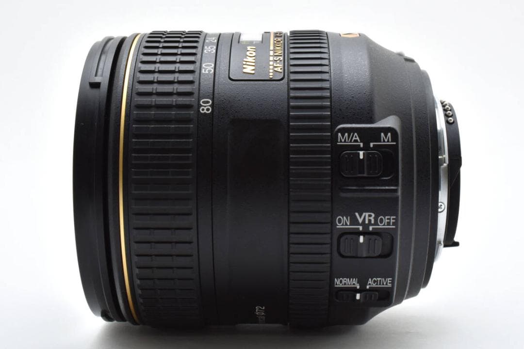 ★極美品 AF-S DX NIKKOR 16-80 f/2.8-4E ED VR