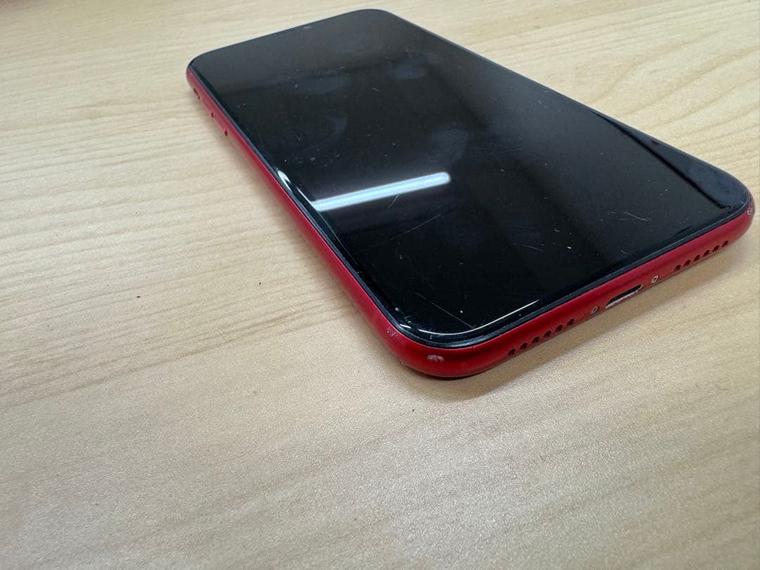 Apple iPhone 11 (レッド) 本体