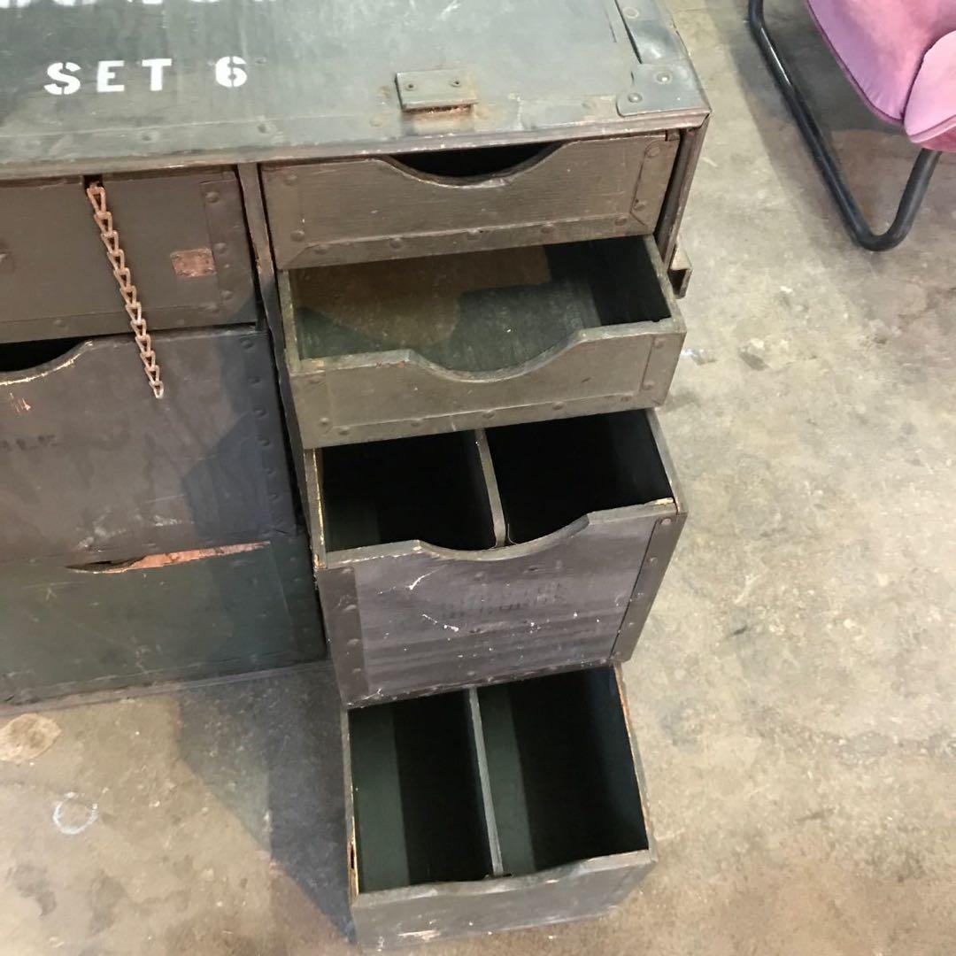 ご*ー様 希少 実物 米軍 チェスト 物入れ デスク周り 棚 引き出し ミリタリ