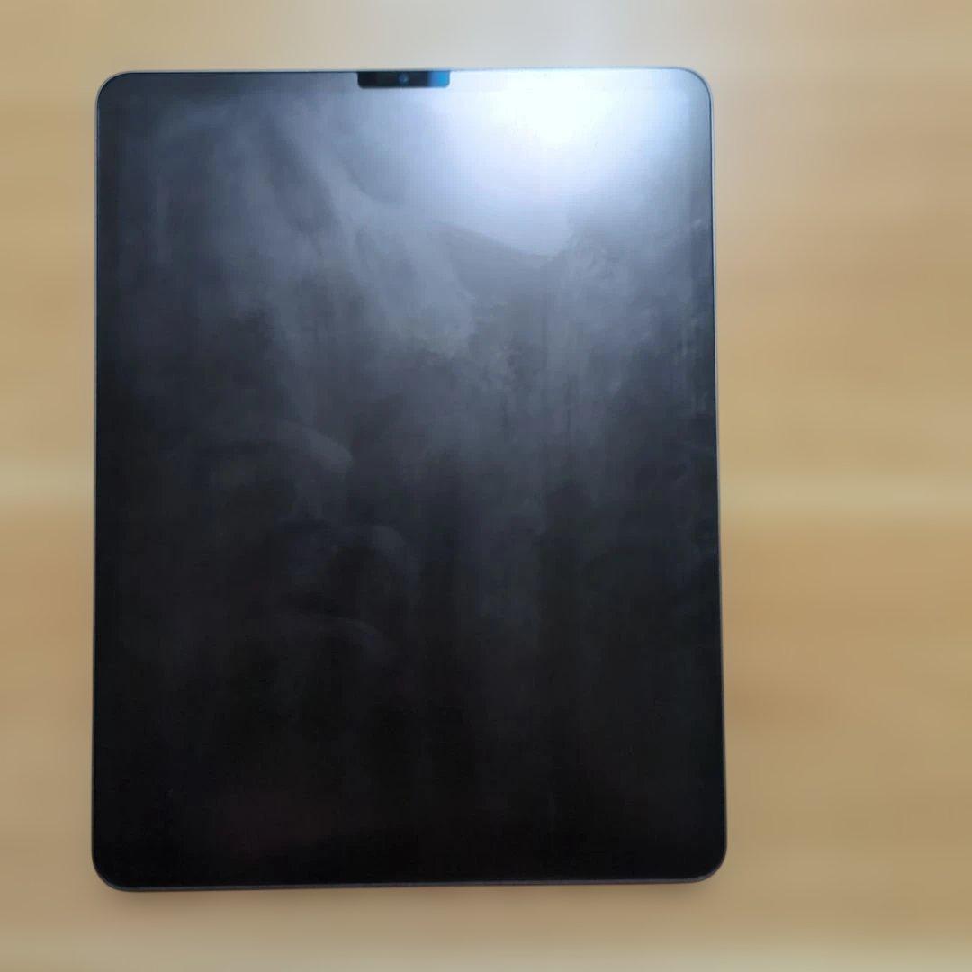 アイパッドプロ 第6世代 12.9インチ スペースグレー アップルペンシル付