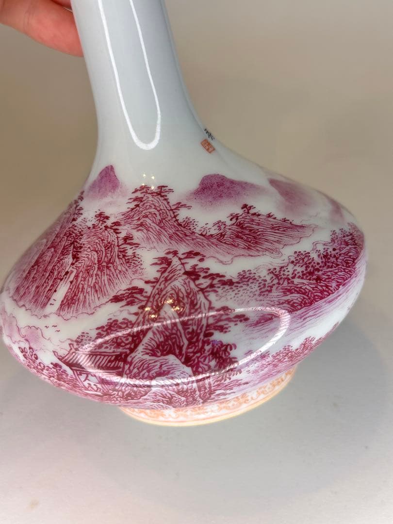 清時代　乾隆年製 底款 描金 山水文 花瓶 時代物 中国古美術