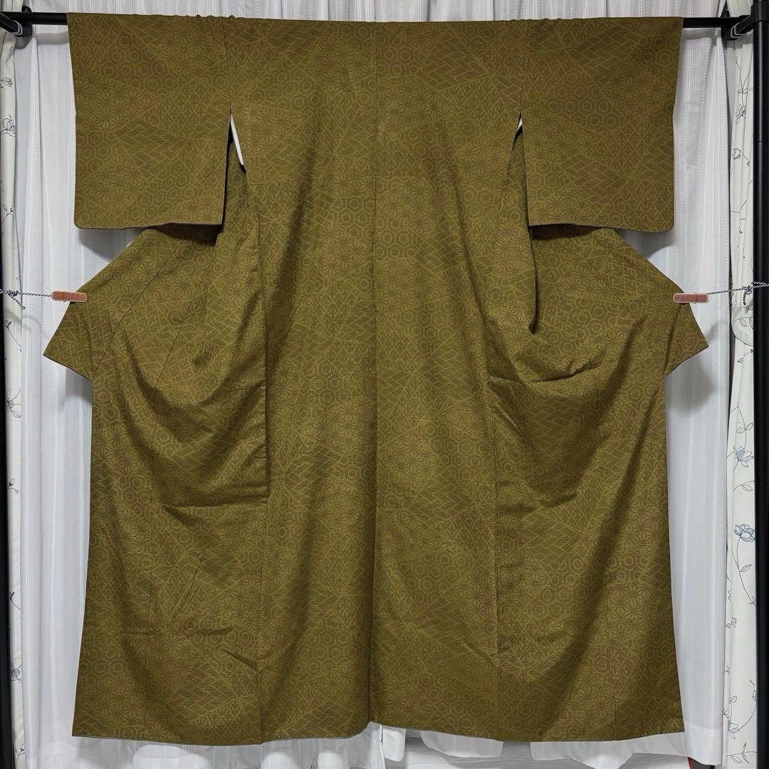 u*o様 紬　結城紬系　小紋　正絹　フルセット　真綿紬　袷　状態良好　裄丈70