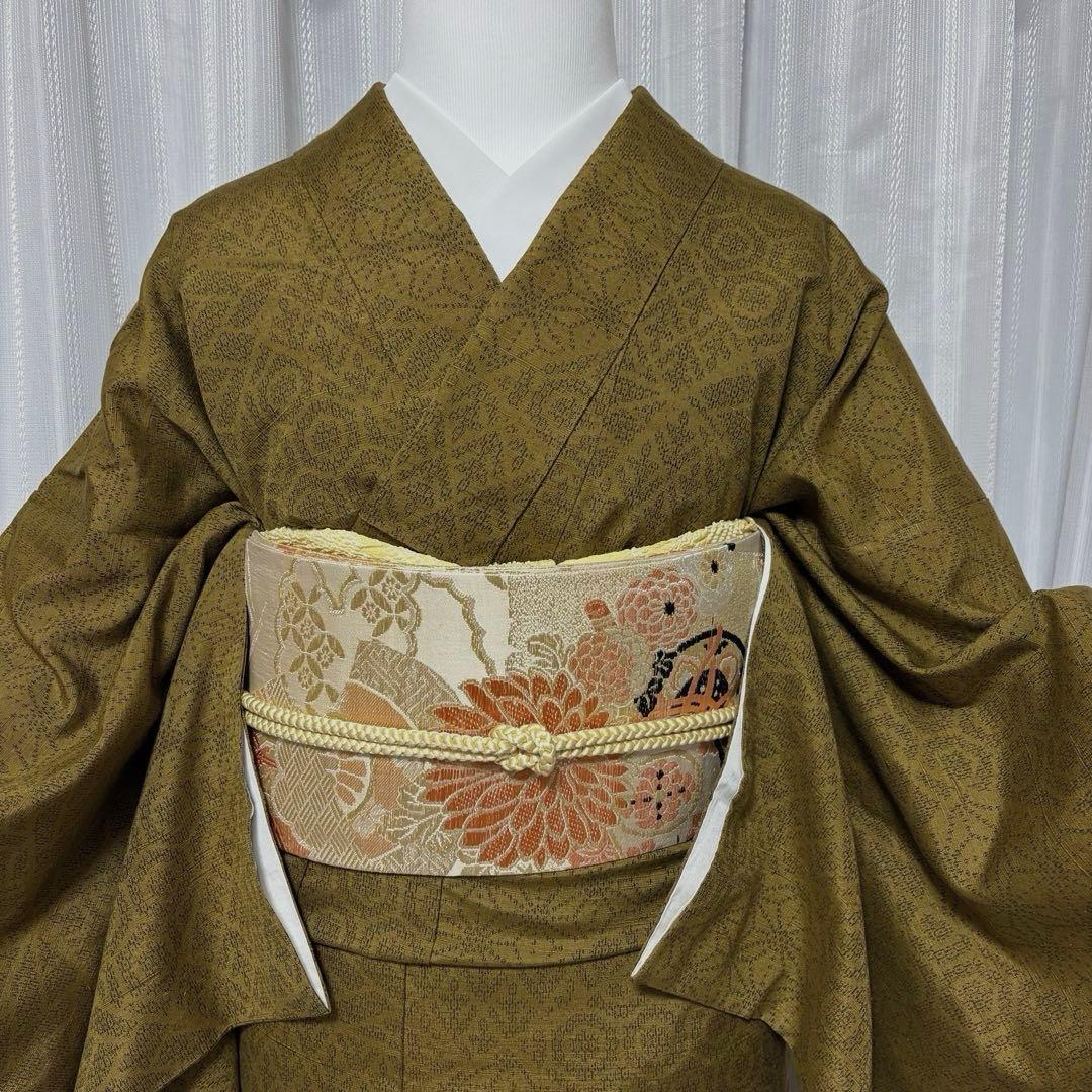 u*o様 紬　結城紬系　小紋　正絹　フルセット　真綿紬　袷　状態良好　裄丈70
