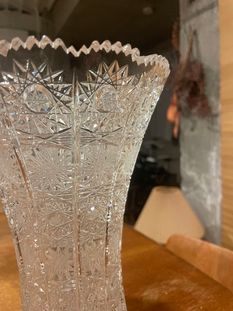 ボヘミアクリスタル　ガラス花瓶　フラワーベース　フラワースタンド　大きめ花瓶