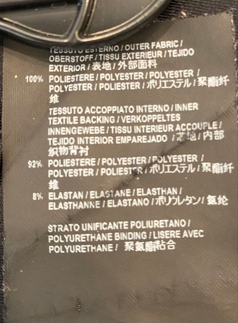 バレンシアガ　黒 ダッフルコート フード付き