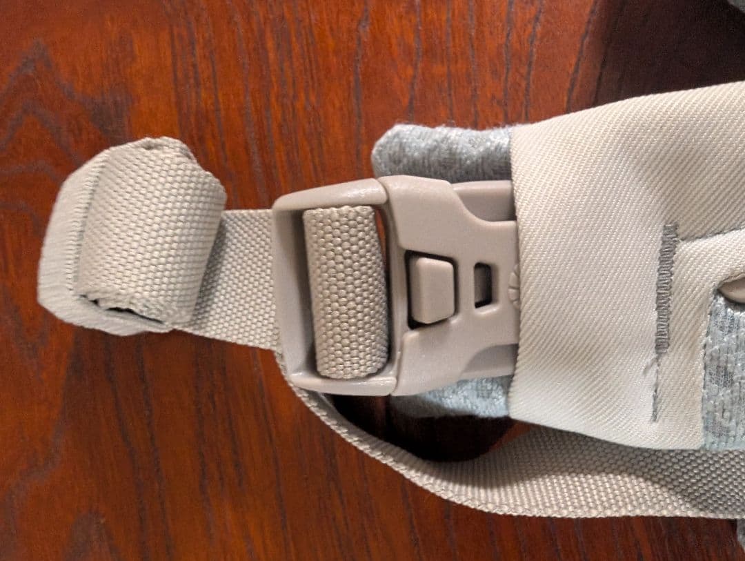 エルゴベビー OMNI Breeze　限定カラー　ミストブルー