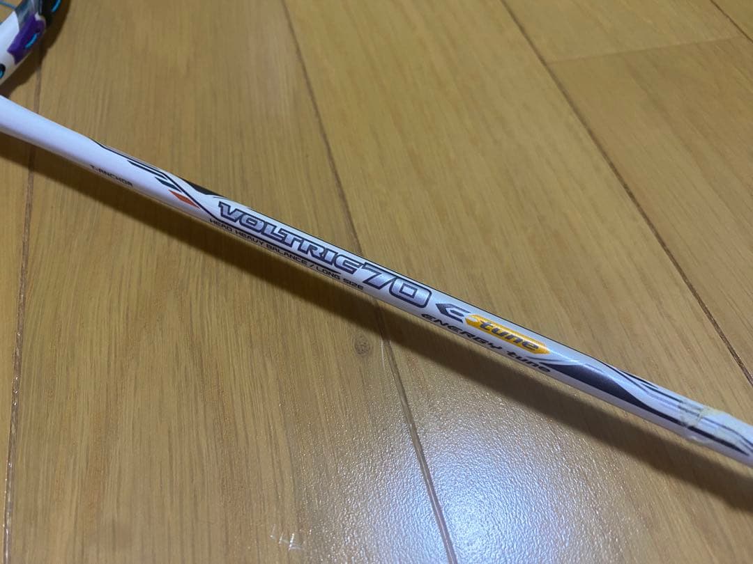 ラケット YONEX VOLTRIC70 E-tune