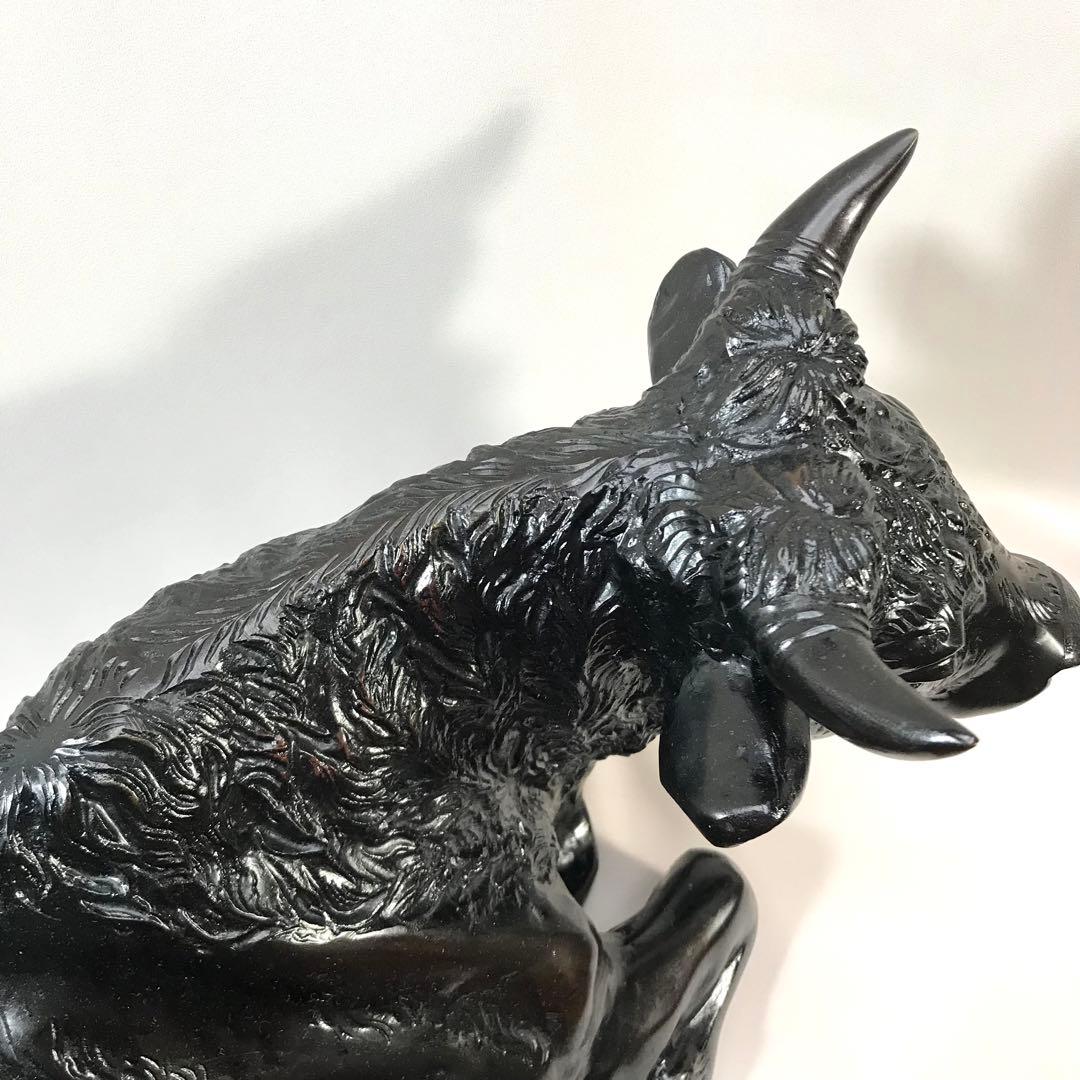 高岡銅器　牛　職人　般若　純一郎作　座牛　銅製　牛の置物　縁起物　インテリア