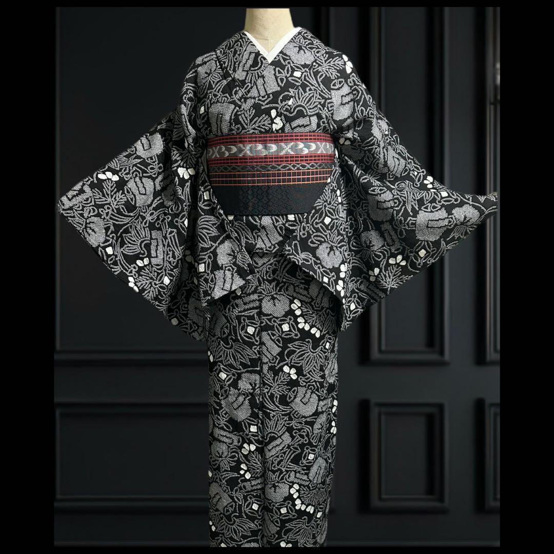 希少❣️トールサイズ✨宝尽くし　黒に白 有松鳴海絞り浴衣逸品‼️新品美品‼️