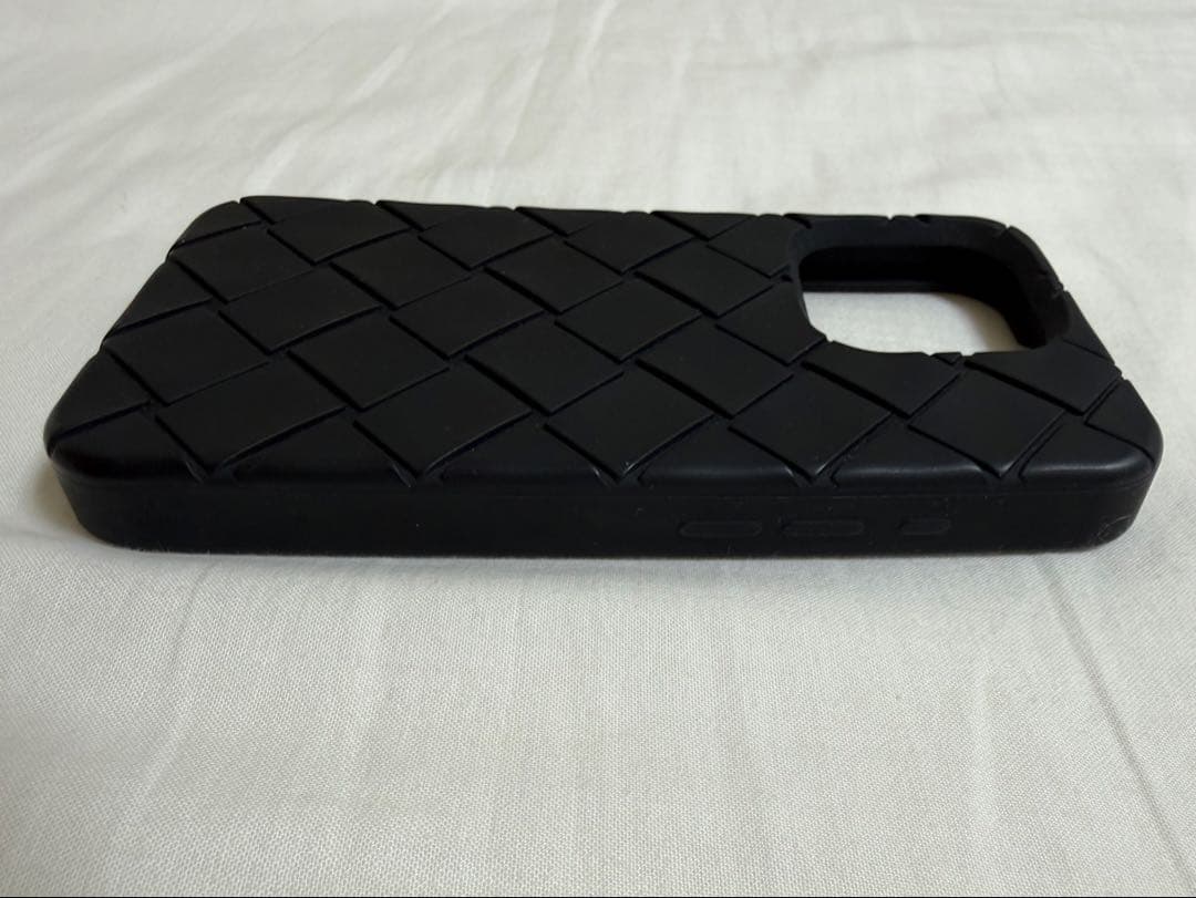 BOTTEGAVENETAボッテガiPhone16pro スマホケース ブラック