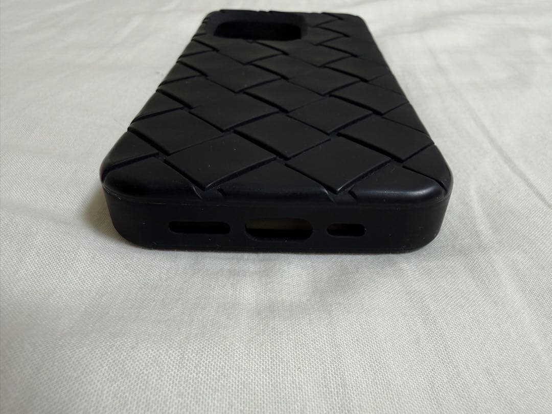 BOTTEGAVENETAボッテガiPhone16pro スマホケース ブラック