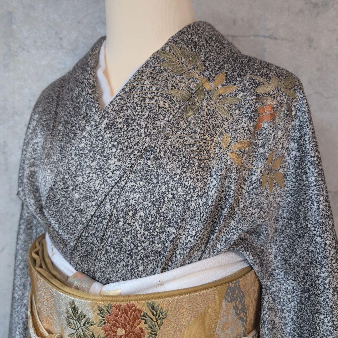 訪問着　フルセット　着物　正絹　たたき染め　金　刺繍　実　白黒　F4