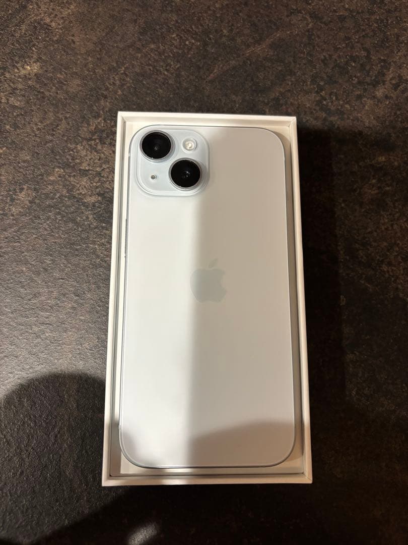 Apple iPhone 15 本体 128GB ブルー