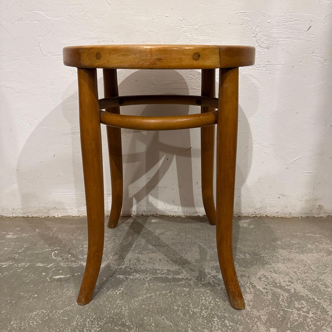 ヴィンテージ　ラウンドスツール　ベントウッド　座面装飾