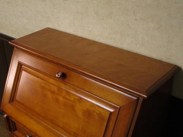 横浜ダニエル Daniel 樺材 無垢 スパニッシュ ライティングビューロー