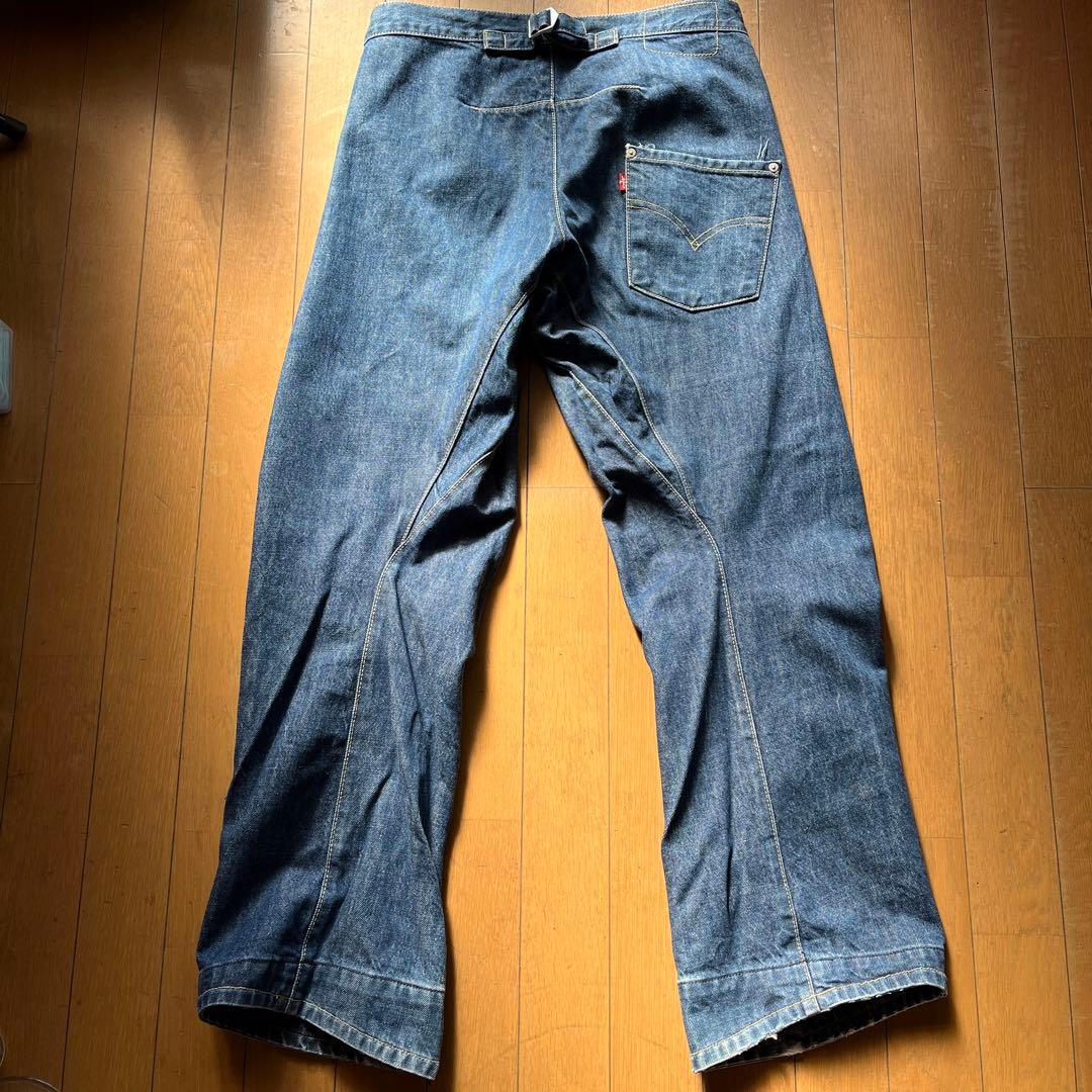 Levi's ユーロ リーバイス 立体裁断 デニムパンツ
