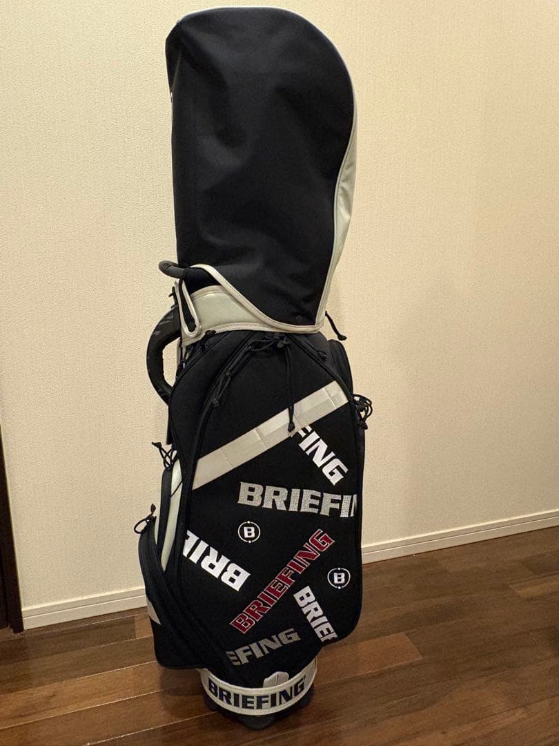 BRIEFING キャディバッグ 完売品　限定品　ほぼ新品