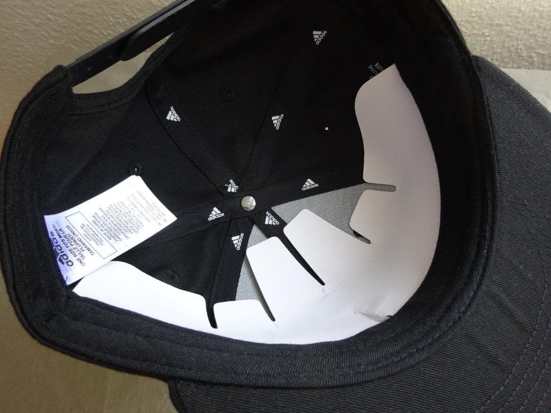 アディダス ジャージと帽子