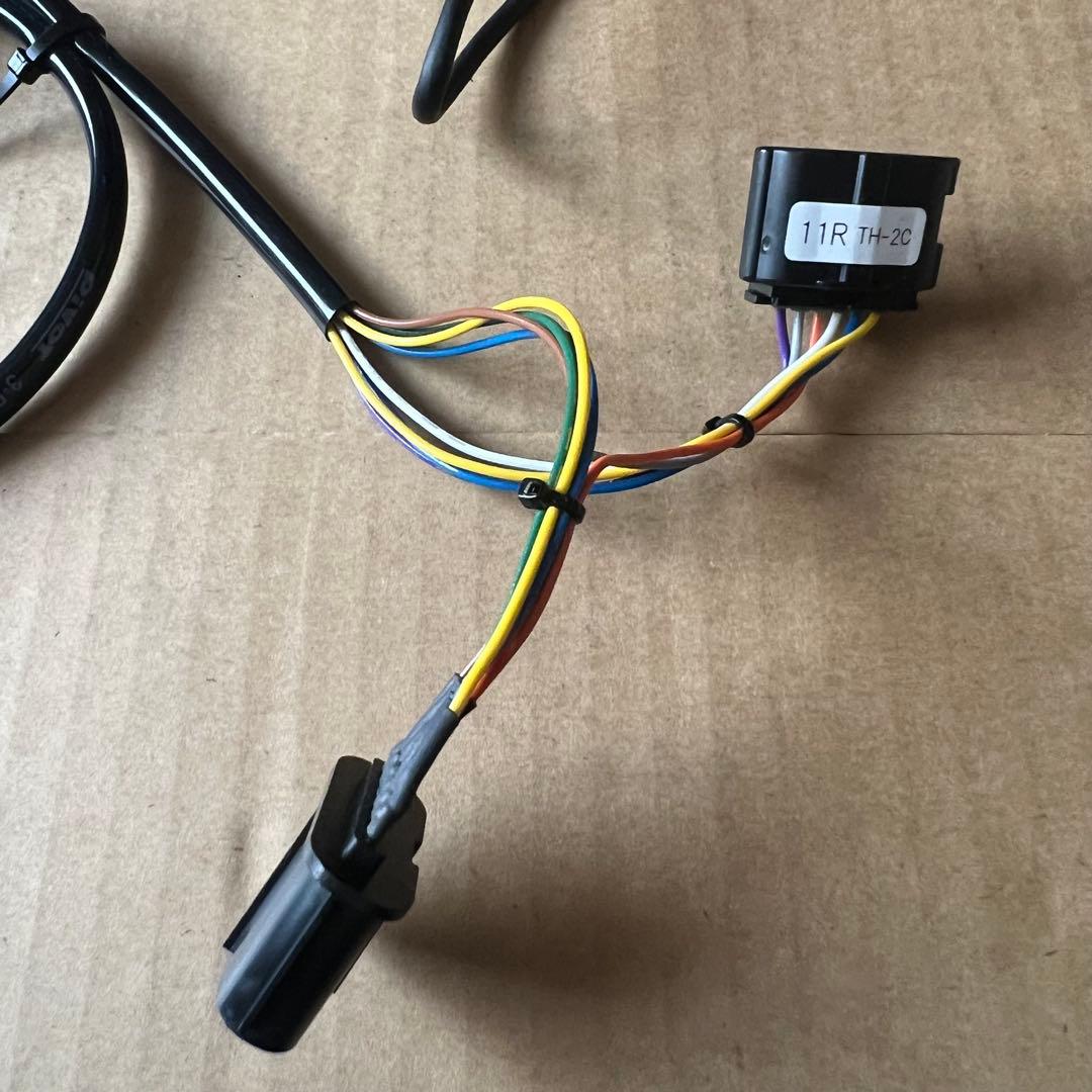 Pivot 3-drive PRO スロコン　JB64ジムニー