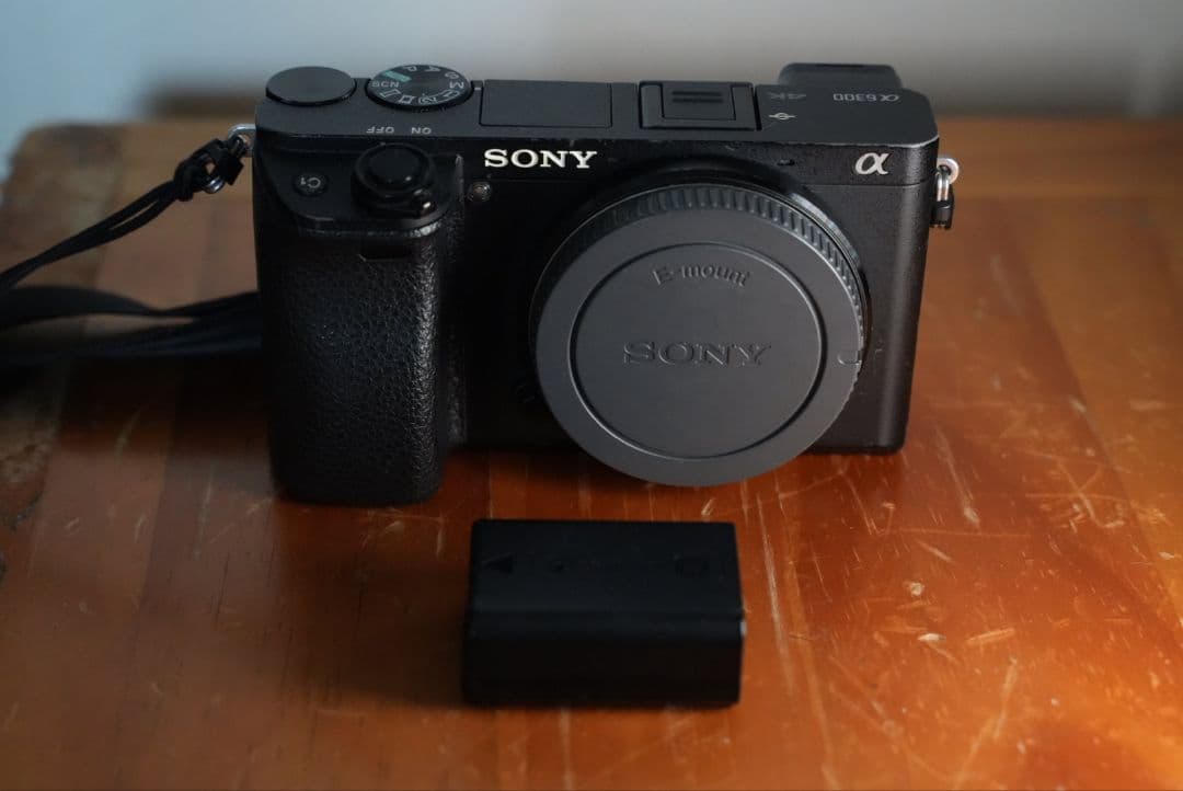 SONY ミラーレスカメラ a6300ボディ