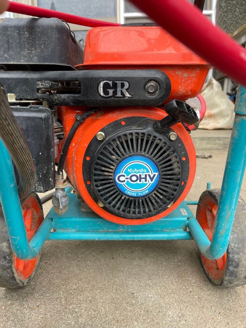 ＜中古未整備現状品＞　高圧洗浄機本体 ガソリンエンジン（クボタ）
