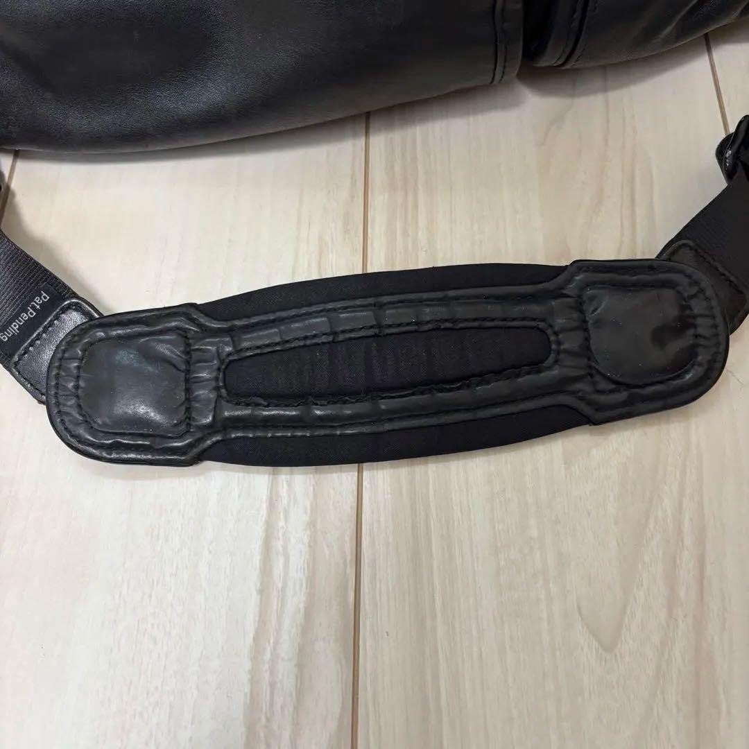 TUMIバッグ エクスパンダブル・オーガナイザー　96141 レザー　本革